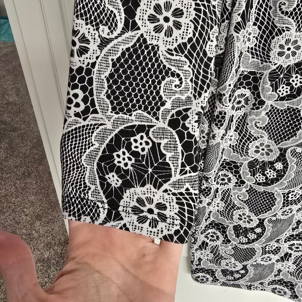 Women's Lularoe Black & White Floral Long Sleeve Midi Dress - Size Small - Picture 4 of 8